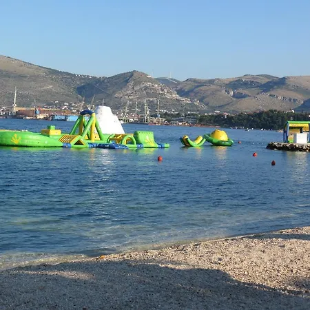 Ljube