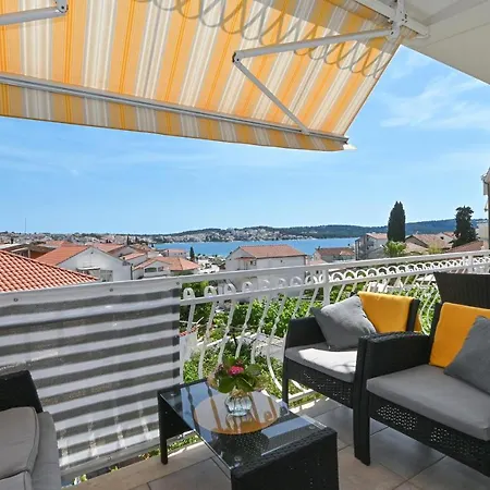 Ljube Apartmán Trogir