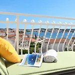 Ljube Apartman Trogir