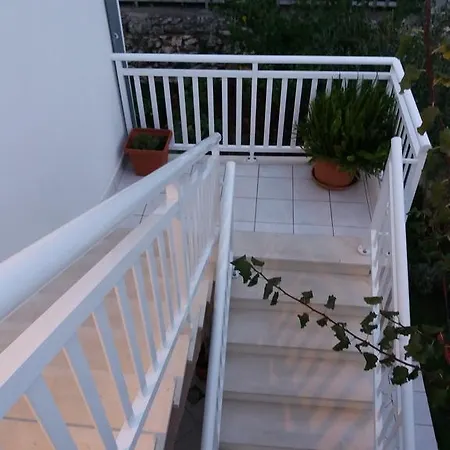公寓 Ljube